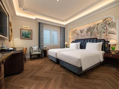 Premium Twin Room — Classyc Hotel Hang Buom